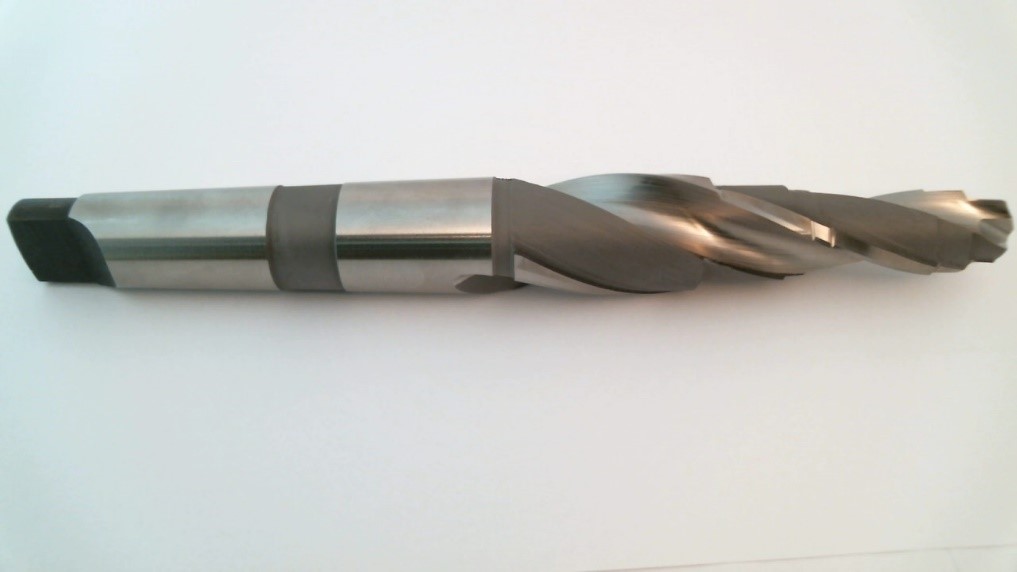 reconditioning / resharpening cavity cutting tools